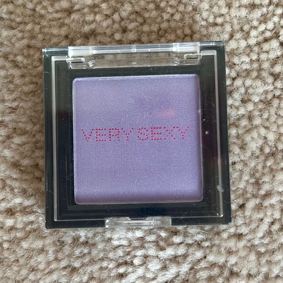 NWT Victoria’s Secret Very Sexy Eyeshadow Singles in “Blindfold” & “Wink” - Picture 5 of 6